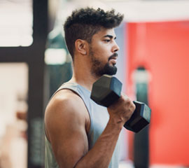 Man lifting weights